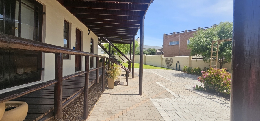 3 Bedroom Property for Sale in Myburgh Park Western Cape